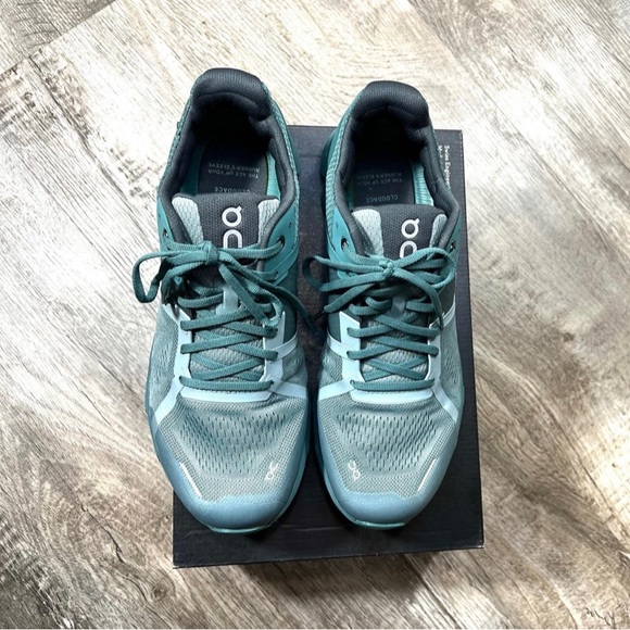 On Running Men's Cloudace Shoes Shadow US 9.5 UER 43 UK 9 💎 - Picture 11 of 16